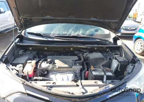 2018 Toyota Rav4 Xle из США, поврежденный, VIN 2T3RFREV7JW748238